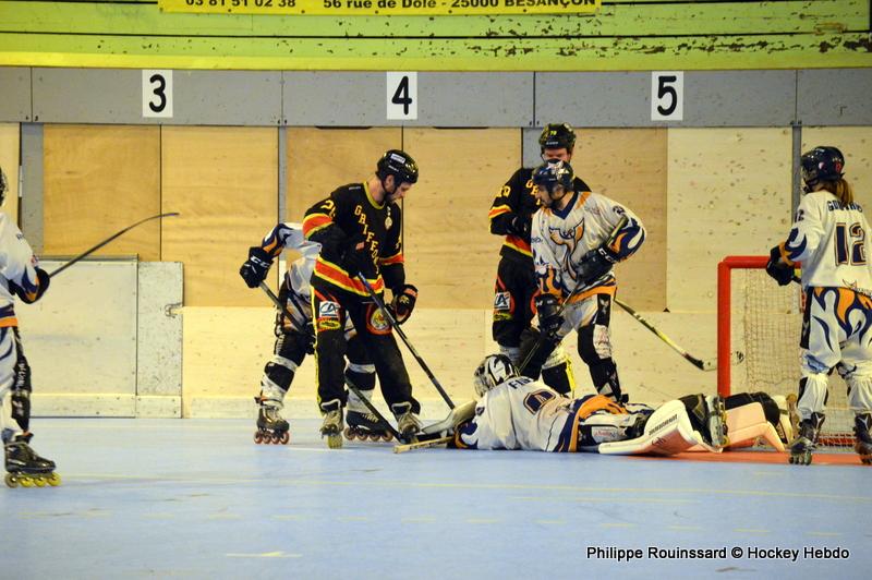 Photo hockey reportage N1 : Le leader se fait peur