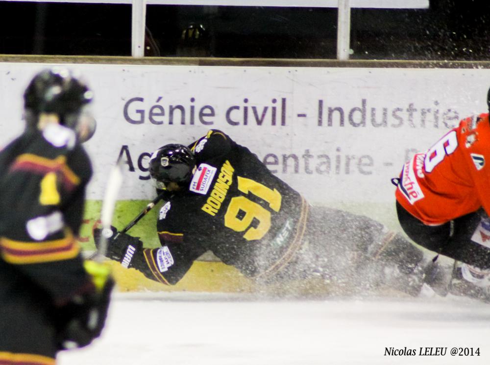 Photo hockey reportage Napoleon Cup : Gothiques VS Panthers. 