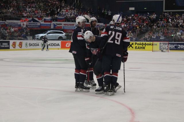 Photo hockey Championnats du monde - : Russie (RUS) vs Etats Unis d\ Photo hockey Championnats du monde - : Russie (RUS) vs Etats Unis d\