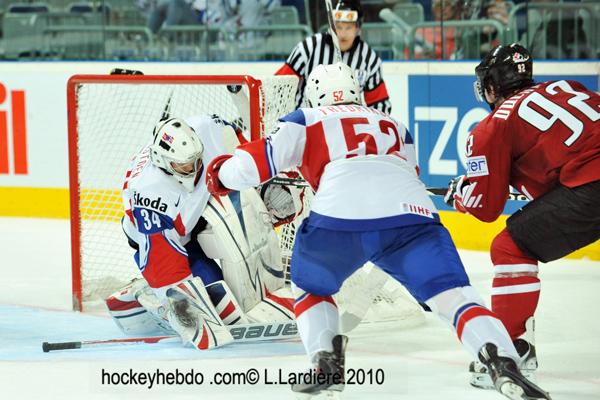 Photo hockey Championnats du monde - Championnats du monde -  Hockey Mondial 10: Le Canada déroule