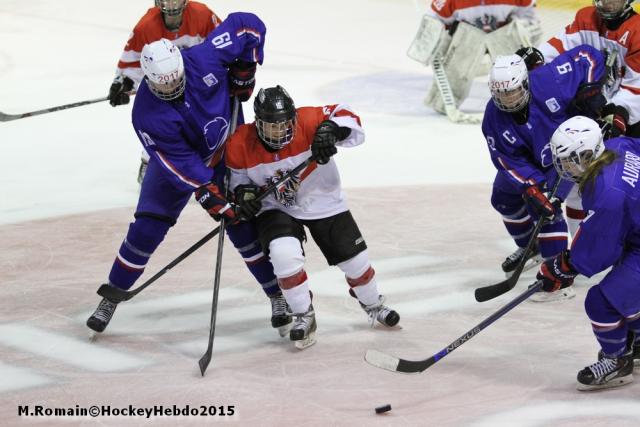 Photo hockey Championnats du monde - Championnats du monde : France (Team France) - Mondial Féminin - La France un peu courte. Photo hockey Championnats du monde - Championnats du monde : France (Team France) - Mondial Féminin - La France un peu courte.