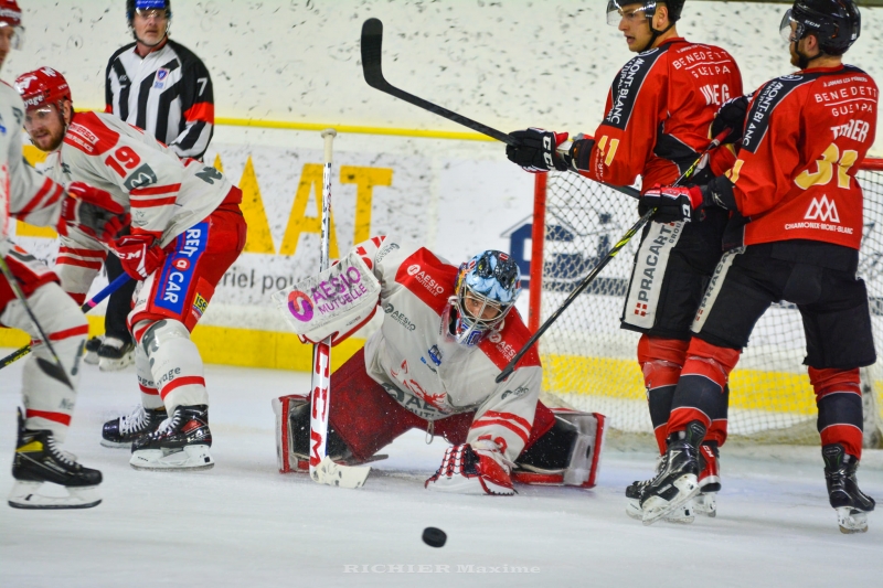 Photo hockey Coupe de France - : Chamonix vs Grenoble - Grenoble accède aux 8èmes de finale sans briller Photo hockey Coupe de France - : Chamonix vs Grenoble - Grenoble accède aux 8èmes de finale sans briller