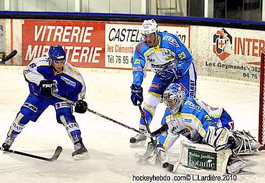Photo hockey Coupe de France - Coupe de France : 1/16ème de finale : Villard-de-Lans vs Gap - Courte mais importante victoire ! Photo hockey Coupe de France - Coupe de France : 1/16ème de finale : Villard-de-Lans vs Gap - Courte mais importante victoire !