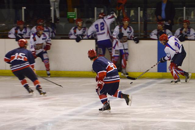 Photo hockey Coupe de France - Coupe de France - 1er Tour : Evry vs Asnières - Les Peaux Rouges scalpent les Castors Photo hockey Coupe de France - Coupe de France - 1er Tour : Evry vs Asnières - Les Peaux Rouges scalpent les Castors