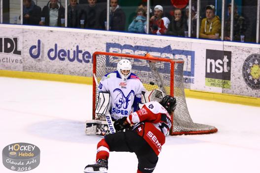 Photo hockey Coupe de France - Coupe de France 1/16èmes de finale : Chamonix / Morzine vs Courchevel-Méribel-Pralognan - Les Pionniers à l\ Photo hockey Coupe de France - Coupe de France 1/16èmes de finale : Chamonix / Morzine vs Courchevel-Méribel-Pralognan - Les Pionniers à l\