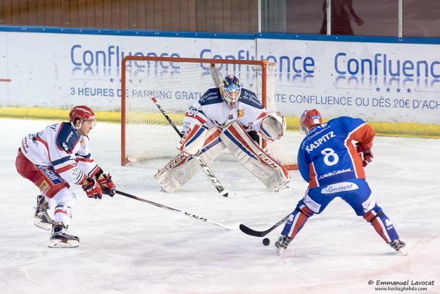 Photo hockey Coupe de France - Coupe de France 1/2 finale : Lyon vs Grenoble - CDF : Match disputé, Grenoble vainqueur Photo hockey Coupe de France - Coupe de France 1/2 finale : Lyon vs Grenoble - CDF : Match disputé, Grenoble vainqueur