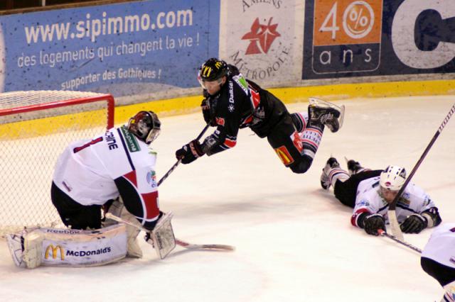 Photo hockey Coupe de France - Coupe de France 1/4 : Amiens vs Briançon - Les Diables ont vu rouge Photo hockey Coupe de France - Coupe de France 1/4 : Amiens vs Briançon - Les Diables ont vu rouge