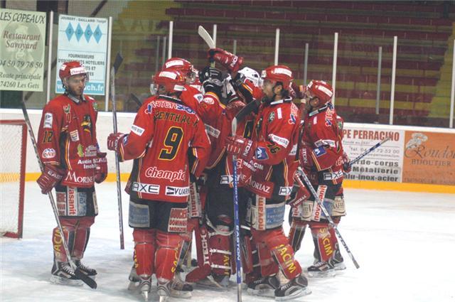 Photo hockey Coupe de la Ligue ARCHIVES - CDL 1/8 - 6ème journée : Morzine-Avoriaz vs Mont-Blanc - A bout de souffle