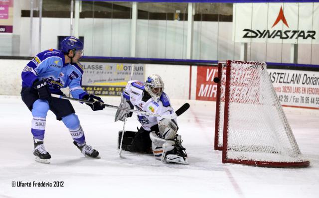 Photo hockey Coupe de la Ligue ARCHIVES - Coupe de la Ligue. : 1/8ème, 2ème journée  : Villard-de-Lans vs Gap  - Gap fait le métier