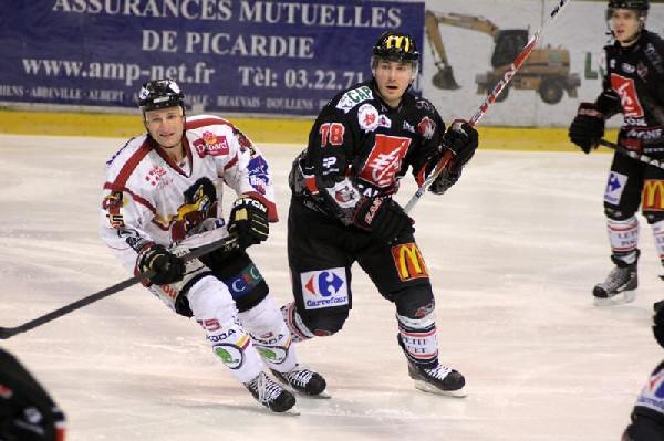 Photo hockey Coupe de la Ligue ARCHIVES - Coupe de la Ligue : 1/2, aller : Amiens vs Morzine-Avoriaz - Pas si manchots que ça… Photo hockey Coupe de la Ligue ARCHIVES - Coupe de la Ligue : 1/2, aller : Amiens vs Morzine-Avoriaz - Pas si manchots que ça…