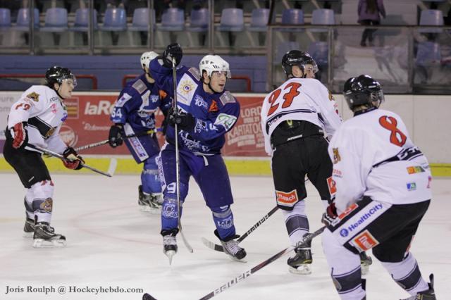Photo hockey Division 1 - D1 : 16ème journée : Montpellier  vs Bordeaux - Les Vipers avaient les crocs face aux Boxers!