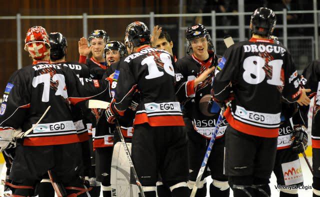 Photo hockey Division 1 - D1 : 17ème journée : Toulouse-Blagnac vs Courbevoie  - Les Bélougas plument les Coqs