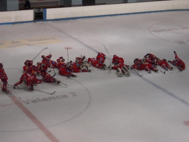 Photo hockey Division 1 - D1 : 17ème journée : Valence vs Avignon - La belle pour les Lynx