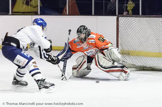 Photo hockey Division 1 - D1 : 18ème journée : Amnéville vs Brest  - La surprise du chef