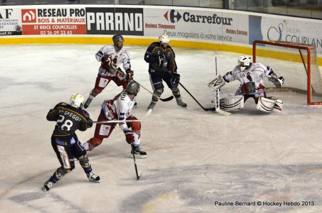 Photo hockey Division 1 - D1 : 18ème journée : Reims* vs Annecy - Bonne réaction des Phénix Photo hockey Division 1 - D1 : 18ème journée : Reims* vs Annecy - Bonne réaction des Phénix