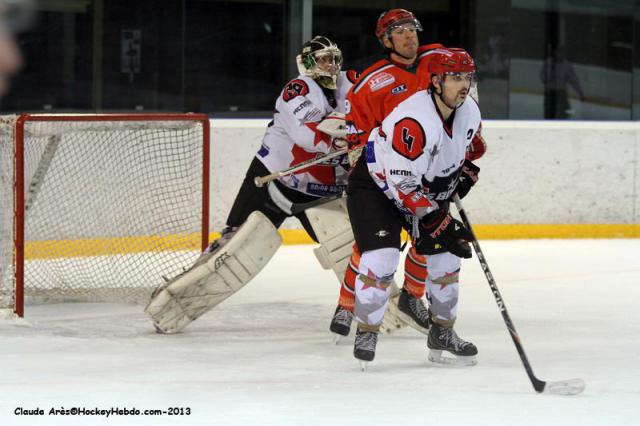Photo hockey Division 1 - D1 : 21ème journée : Mont-Blanc vs Neuilly/Marne - La domination face à l