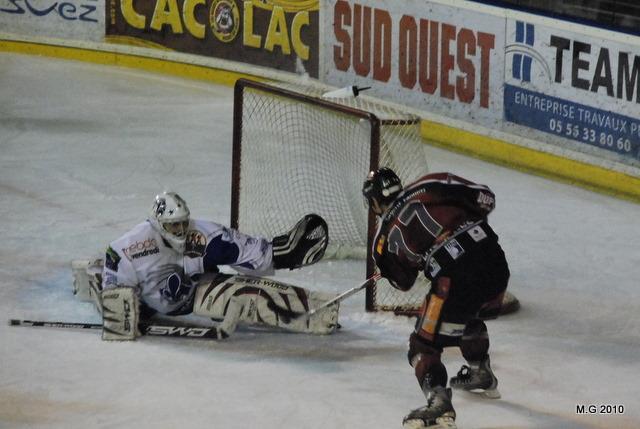 Photo hockey Division 1 - D1 : 22ème journée : Bordeaux vs Reims - Bordeaux chute à domicile