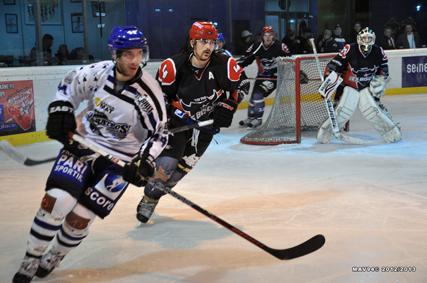 Photo hockey Division 1 - D1 : 22ème journée : Neuilly/Marne vs Brest - Le courage des Bisons Photo hockey Division 1 - D1 : 22ème journée : Neuilly/Marne vs Brest - Le courage des Bisons