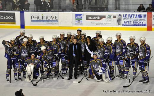 Photo hockey Division 1 - D1 : 22ème journée : Reims vs Mont-Blanc - Le vol du Phénix Photo hockey Division 1 - D1 : 22ème journée : Reims vs Mont-Blanc - Le vol du Phénix