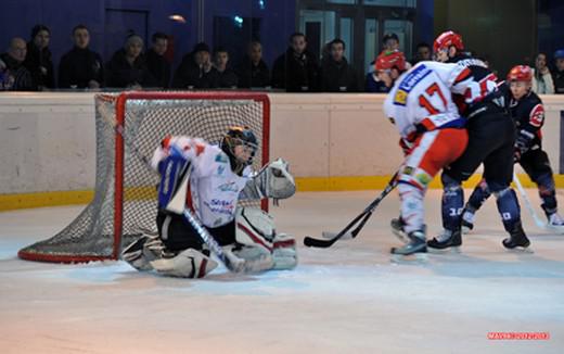 Photo hockey Division 1 - D1 : 26ème journée : Neuilly/Marne vs Amnéville - Neuilly valide son billet