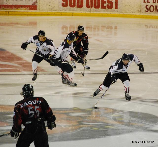 Photo hockey Division 1 - D1 : 4ème journée : Bordeaux vs Nice - Bordeaux assure l\ Photo hockey Division 1 - D1 : 4ème journée : Bordeaux vs Nice - Bordeaux assure l\
