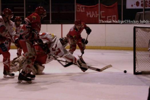 Photo hockey Division 1 - D1 : 8ème journée : Amnéville vs Valence - Sur le fil du rasoir Photo hockey Division 1 - D1 : 8ème journée : Amnéville vs Valence - Sur le fil du rasoir