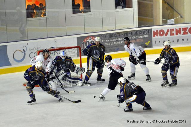 Photo hockey Division 1 - D1 : 8ème journée : Reims* vs Toulouse-Blagnac - Reims invaincu à domicile Photo hockey Division 1 - D1 : 8ème journée : Reims* vs Toulouse-Blagnac - Reims invaincu à domicile