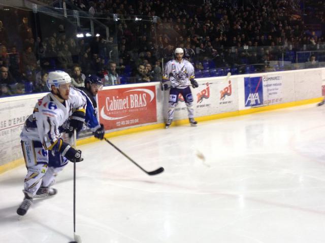 Photo hockey Division 1 - D1 : Play Off - 1/4 de finale, match 2  : Nantes vs Reims - Nantes égalise