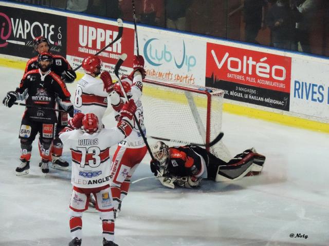 Photo hockey Division 1 - D1 : Play Off - Finale, match 1 : Bordeaux vs Anglet - Les Boxers trébuchent en finale 