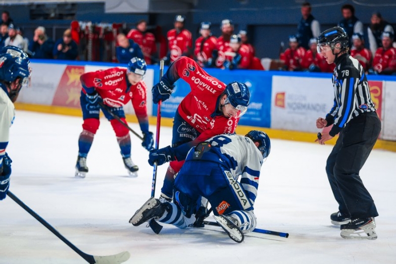 Photo hockey Division 1 - Division 1 - 1/2 de Finale - Match 1 : Caen  vs Dunkerque - Dunkerque s