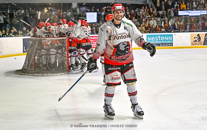 Photo hockey Division 1 - Division 1 - 1/2 de Finale match 3 : Nantes vs Cholet  - Cholet achève la série face à Nantes et file en Finale 