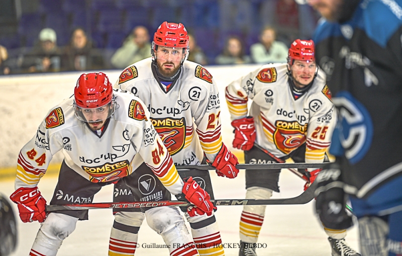 Photo hockey Division 1 - Division 1 - 1/8 de Finale - Match 1 : Nantes vs Meudon - Nantes remporte la première bataille face aux Comètes !