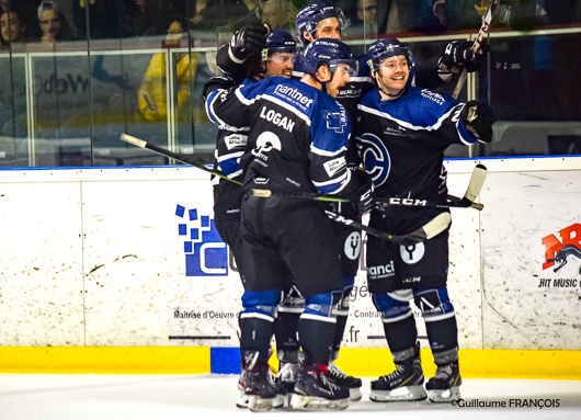 Photo hockey Division 1 - Division 1 : 10ème journée : Nantes vs Cholet  - Nantes laisse filer le derby à Cholet 