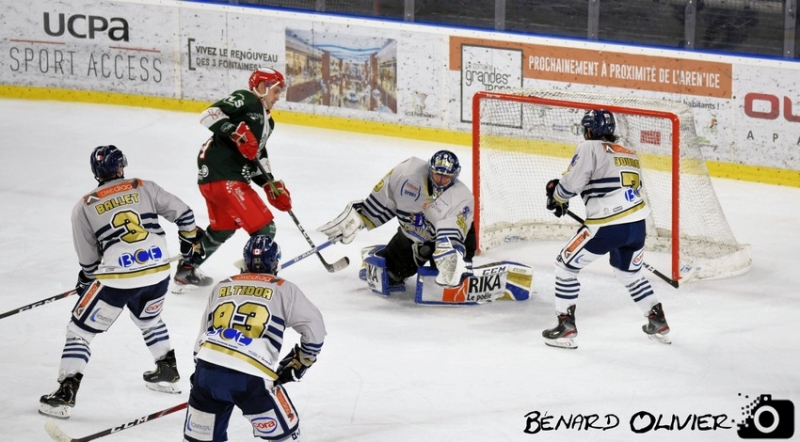 Photo hockey Division 1 - Division 1 : 11ème journée : Cergy-Pontoise vs Dunkerque - Les Corsaires emportent le butin