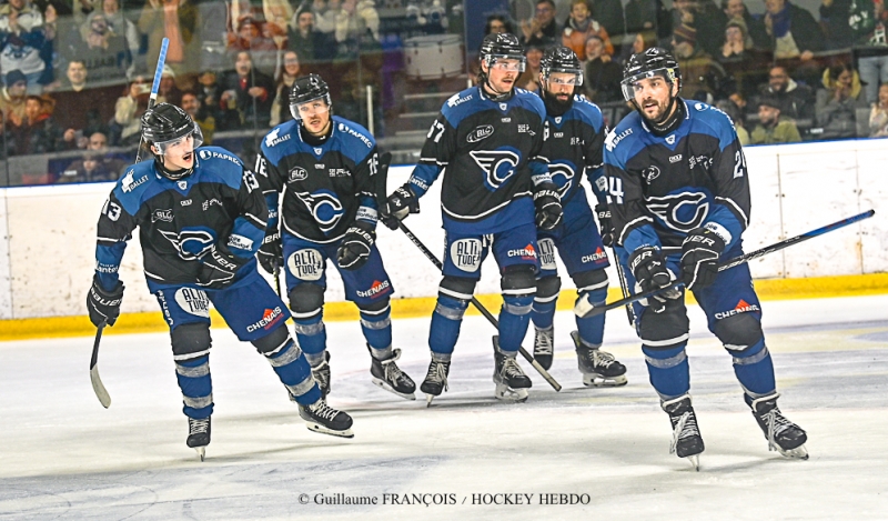Photo hockey Division 1 - Division 1 : 11ème journée : Nantes vs Chambéry - Nantes reprend des couleurs