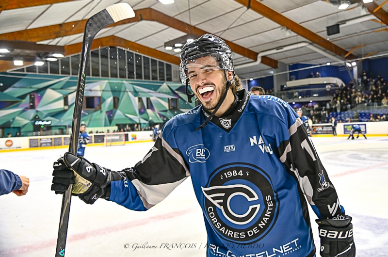 Photo hockey Division 1 - Division 1 : 11ème journée : Nantes vs Cholet  - Nantes renverse le leader choletais
