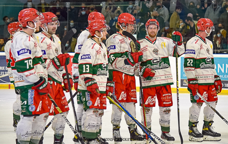 Photo hockey Division 1 - Division 1 : 11ème journée : Nantes vs Mont-Blanc - Nouvelle chute pour Nantes face au Mont-Blanc