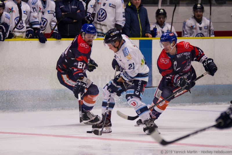 Photo hockey Division 1 - Division 1 : 12ème journée : Clermont-Ferrand vs Tours  - Clermont enfin une victoire à domicile