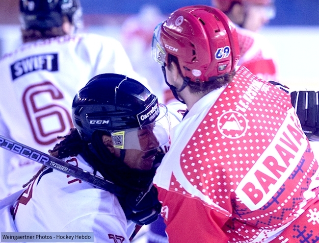 Photo hockey Division 1 - Division 1 : 12ème journée : Lyon vs Morzine-Avoriaz - Lyon en cador