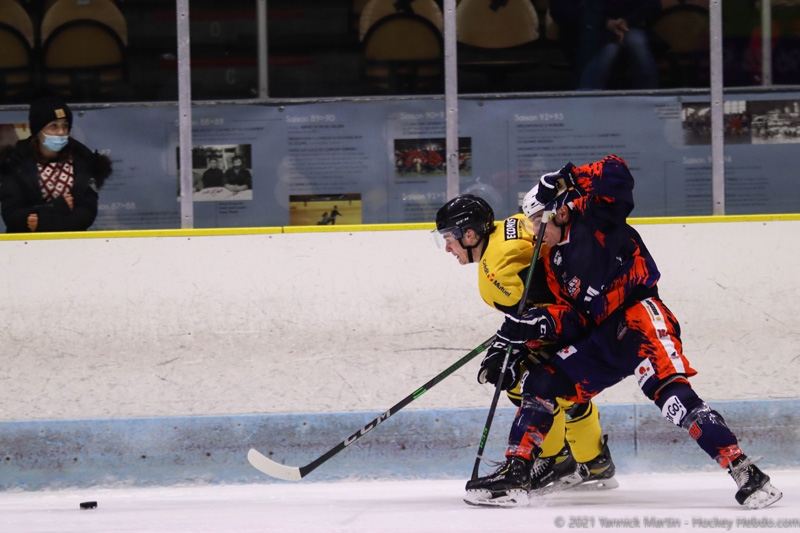 Photo hockey Division 1 - Division 1 : 13ème journée : Clermont-Ferrand vs Chambéry - Clermont : Enfin une victoire !!! Photo hockey Division 1 - Division 1 : 13ème journée : Clermont-Ferrand vs Chambéry - Clermont : Enfin une victoire !!!
