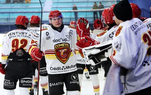 Photo hockey Division 1 - Division 1 : 13ème journée : Mont-Blanc vs Meudon - Les Comètes résistent au froid