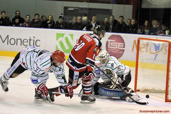 Photo hockey Division 1 - Division 1 : 13ème journée : Mulhouse vs Mont-Blanc - Les Scorpions ont atteint les sommets
