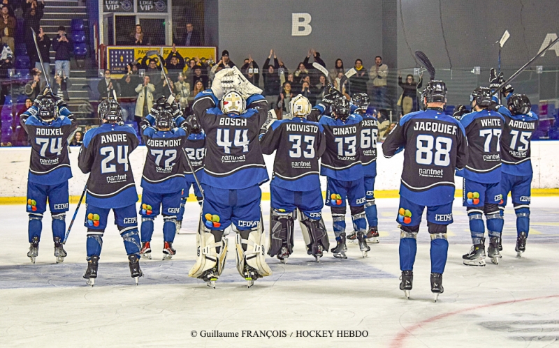 Photo hockey Division 1 - Division 1 : 13ème journée : Nantes vs Courchevel-Méribel-Pralognan - Nantes remonte au classement.
