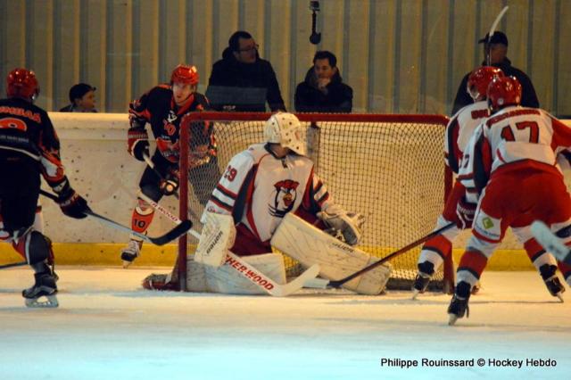Photo hockey Division 1 - Division 1 : 14ème journée : Neuilly/Marne vs Courbevoie - Neuilly prend la région Photo hockey Division 1 - Division 1 : 14ème journée : Neuilly/Marne vs Courbevoie - Neuilly prend la région