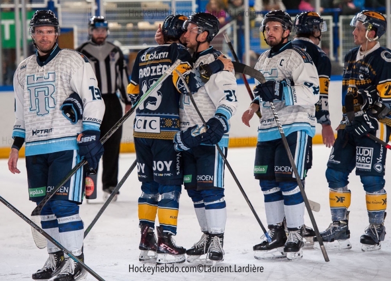 Photo hockey Division 1 - Division 1 : 14ème journée : Villard-de-Lans vs Tours  - Les Ours échouent aux pieds des Remparts !