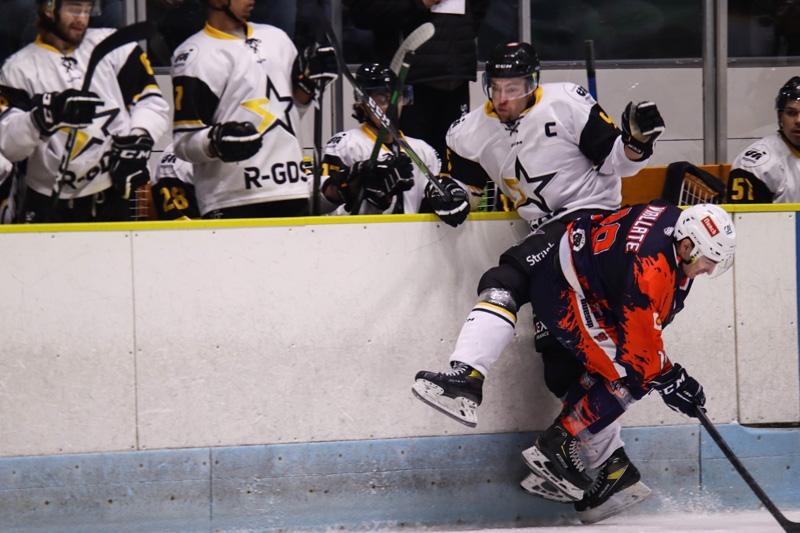 Photo hockey Division 1 - Division 1 : 15ème journée : Clermont-Ferrand vs Strasbourg - Grosse désillusion pour Clermont Photo hockey Division 1 - Division 1 : 15ème journée : Clermont-Ferrand vs Strasbourg - Grosse désillusion pour Clermont