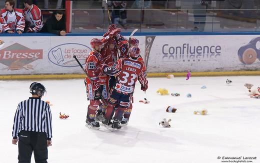 Photo hockey Division 1 - Division 1 : 15ème journée : Lyon vs Neuilly/Marne - Lyon de justesse