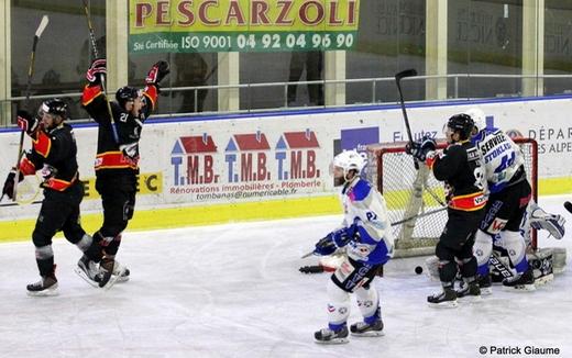 Photo hockey Division 1 - Division 1 : 15ème journée : Nice vs Courchevel-Méribel-Pralognan - La correction niçoise