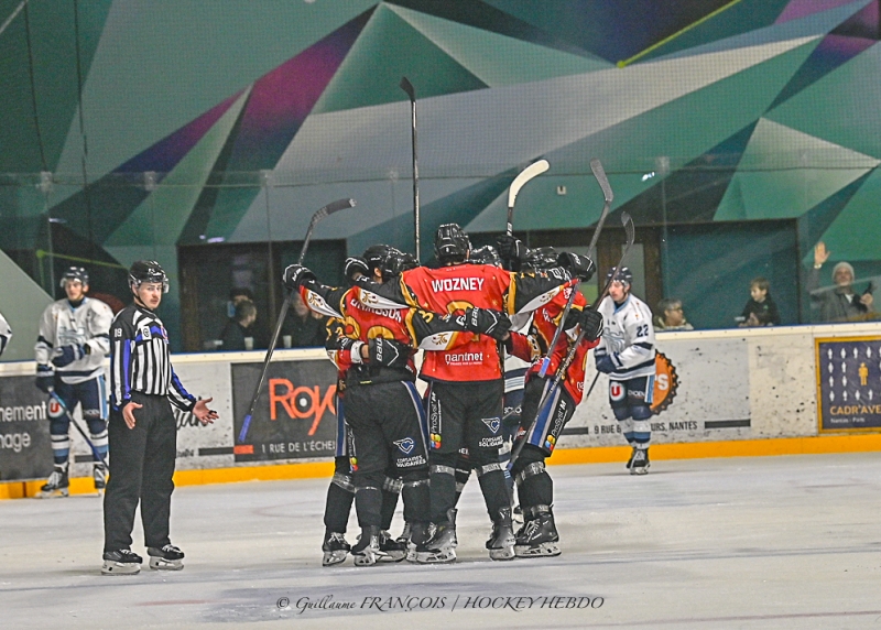 Photo hockey Division 1 - Division 1 : 16ème journée : Nantes vs Tours  - Au bout de l’effort, Nantes fait plier Tours ! 