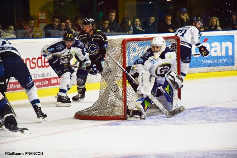 Photo hockey Division 1 - Division 1 : 16ème journée : Nantes vs Tours  - De Solides Remparts 